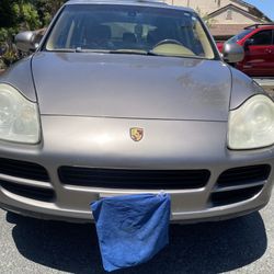2004 Porsche Cayenne