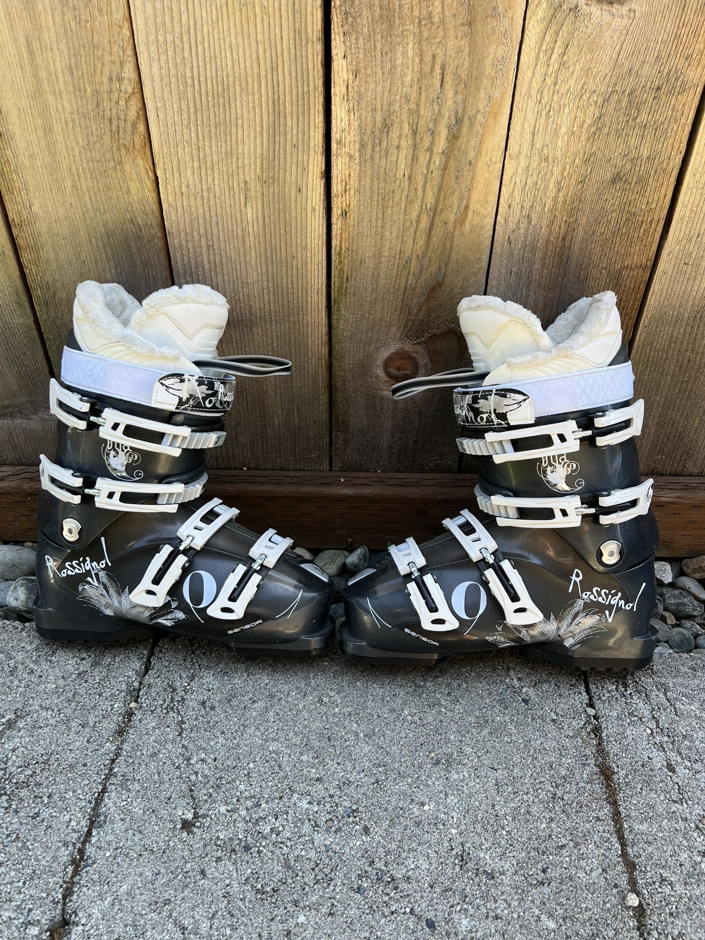 ski boots size 24-24.5