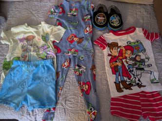 Toy story clothes bundle 3T