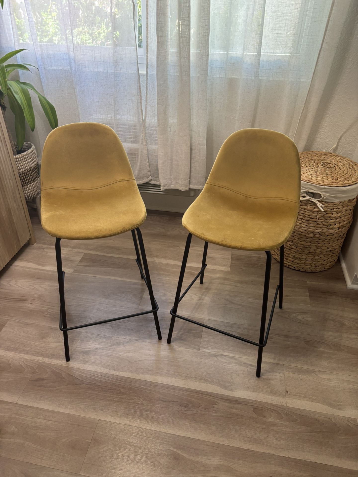 bar stools