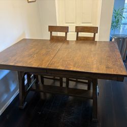 Dinning table And Chairs (6)