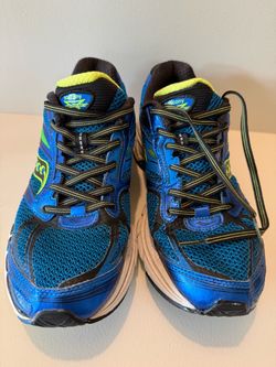 Saucony Guide 7 running shoes pre owned men’s size 9.5