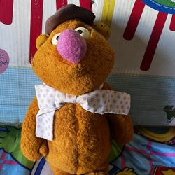 Vintage Fisher Price The Muppets Fozzie Bear 7" Beanbag Plush Doll 1979