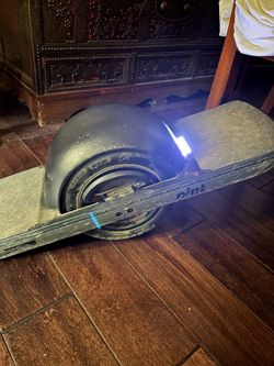 Onewheel Pint low miles