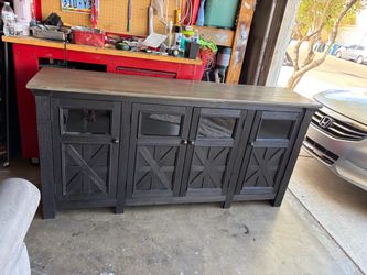 Gorgeous credenza tv stand !