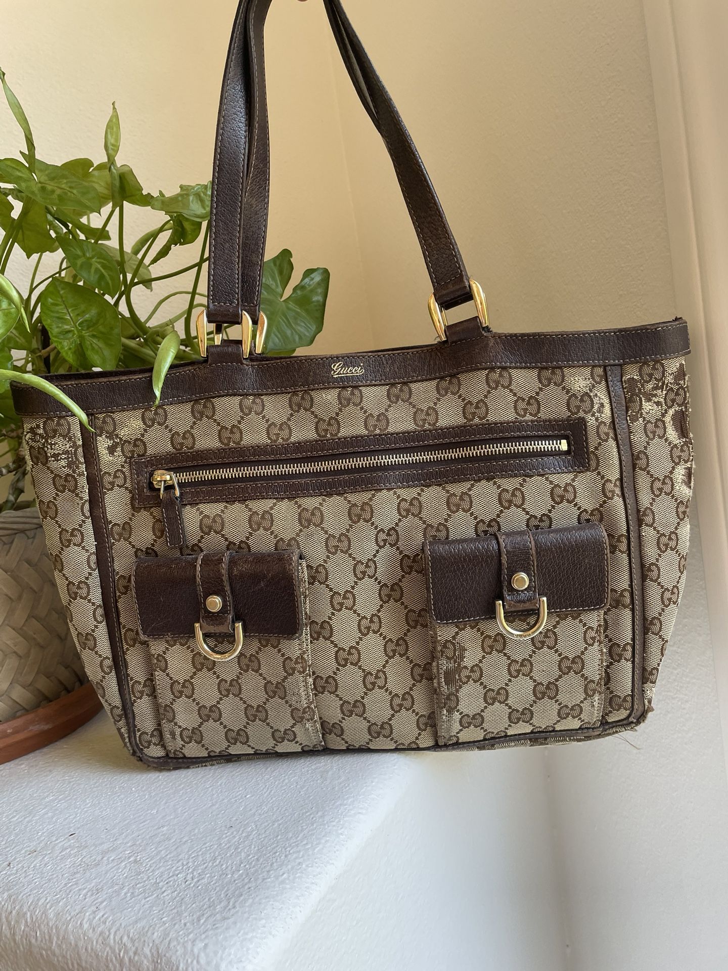 Gucci GG Brown Leather Canvas Summer Shoulder Bag Abbey Gold
