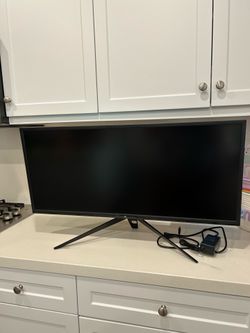 Used 34 inch Gaming Monitor