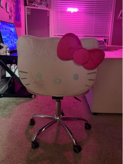 hello kitty chair vanity