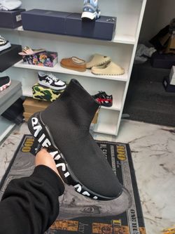 BALENCIAGA 