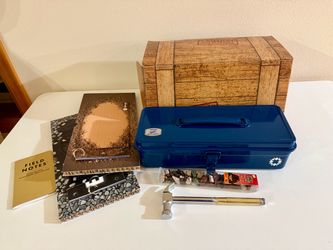 New in box Fossil discovery kit in TOYO steel toolbox