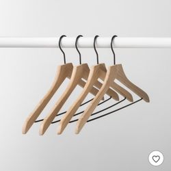 69 WOOD HANGERS AND PANT HANGERS 