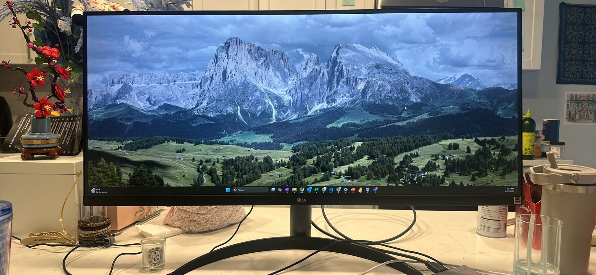 LG 34” monitor