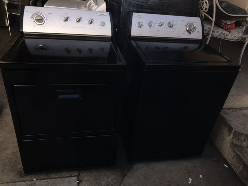 Whirlpool Washer and Dryer Gas Set