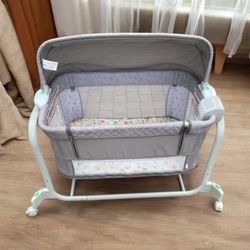 Ingenuity Dream Hero Bassinet Buy A Set Of Three Sets Of Sheets For Only 25 More 