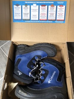 Shoe- youth bugaboot Size 4