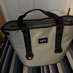 YETI Hopper 30 Soft-Sided Cooler