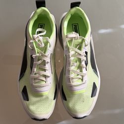 Puma Kosmo Rider Women’s White And Neon Shoes
