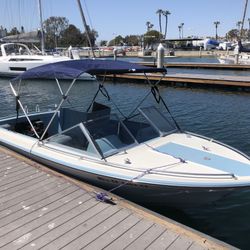 1972 Gulfstream Boat For Sale - 165 hp, Inline 6 Inboard with Mercruiser pre-Alpha