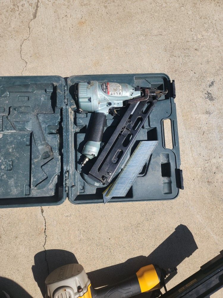 Finish Nailer