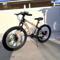 Ozark Trail Mountain Bicycle