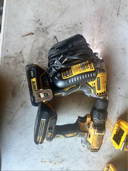 Dewalt drills & impacts / taladros & impactos