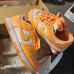 Women's Nike Dunk Low