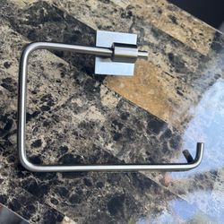 Modern Sleek Style Towel Rack