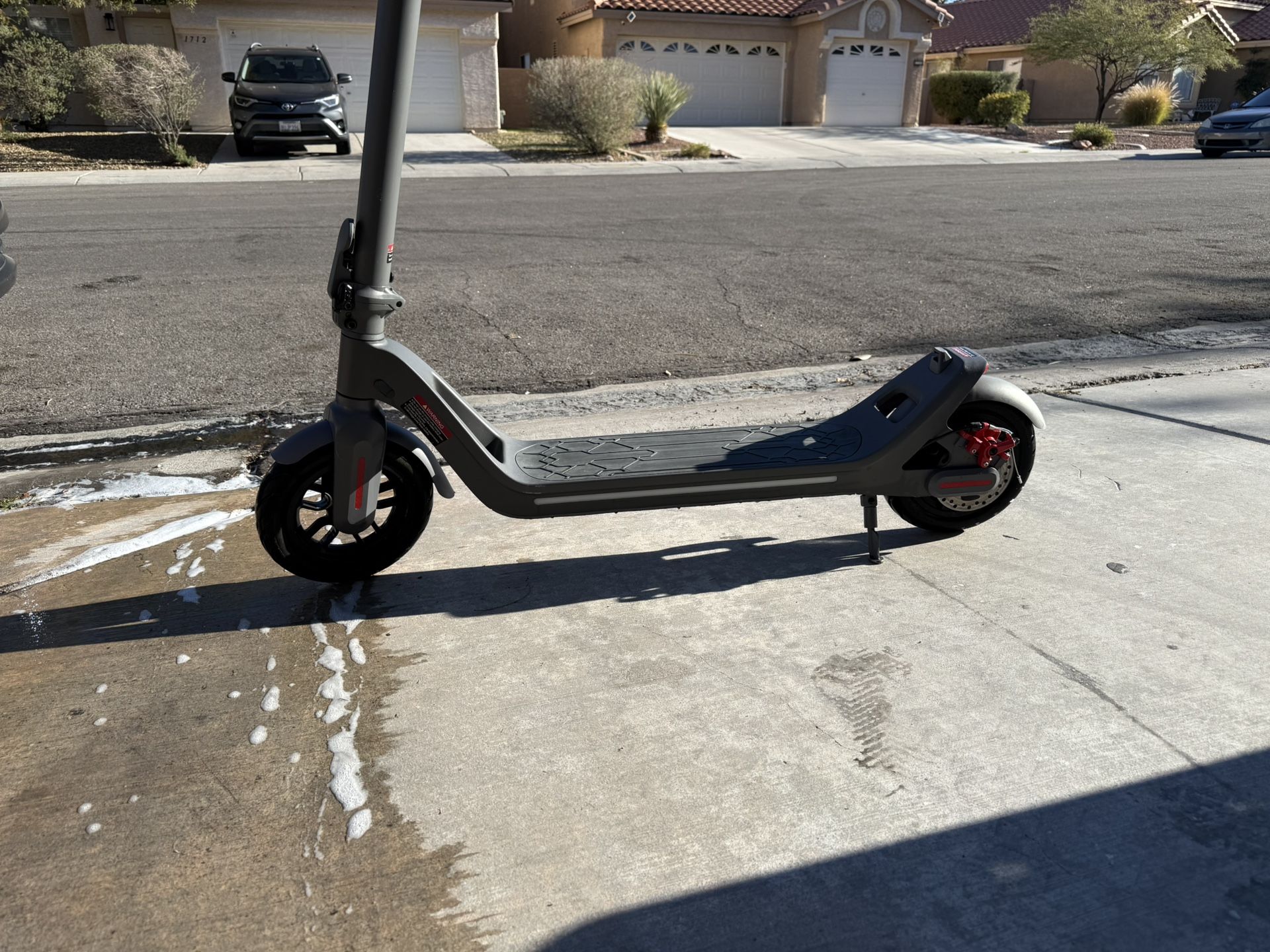 Phantom Go Go Electric Scooter