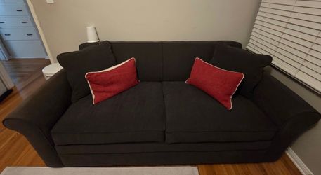 Pull out sofa bed with memory foam mattress