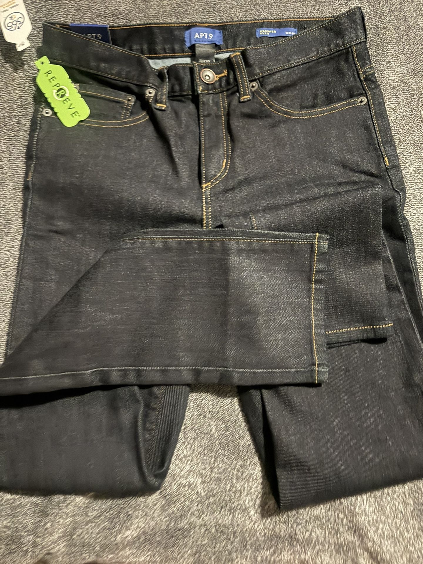New Men Apt 9 Jeans Size 30x32