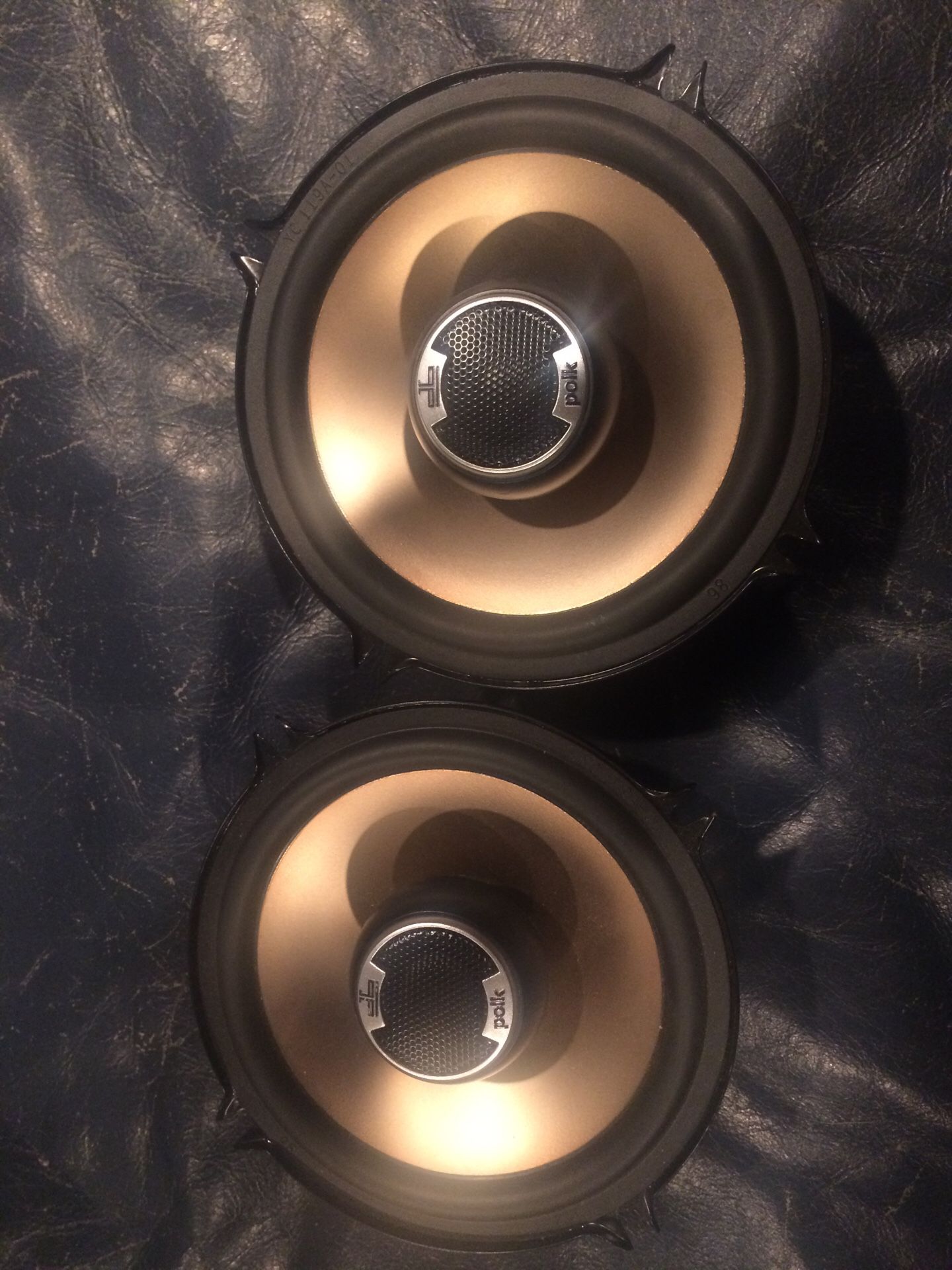 Pair of Polk audio 5 1/4 coaxial speakers