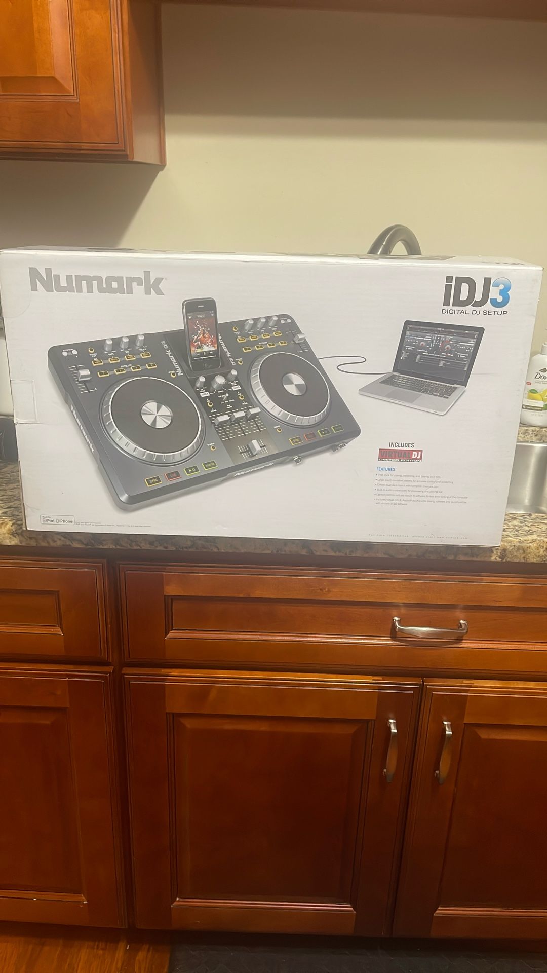 Numark  iDJ3