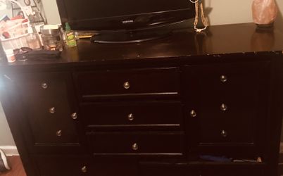 Queen bed frame and dresser