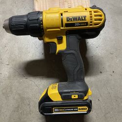 20v Dewalt Drill With Battery 