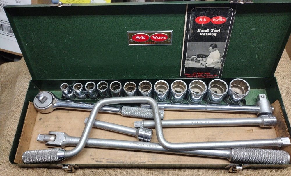 Vintage S-K Wayne No. 4118 All Purpose 1/2" Drive 18 Piece Socket Set Original Metal Box