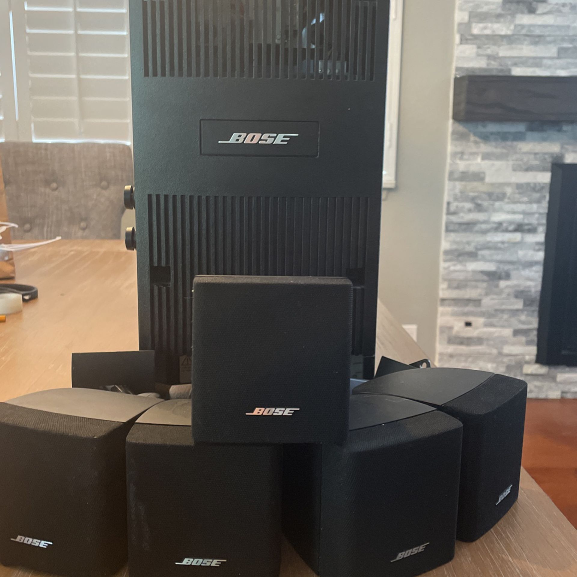 Bose Acoustimass 6 Surround Sound 5.1 Home Theatre Sale in City Of Industry, CA - OfferUp