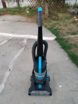 BISSELL VACUUM CLEANER $15