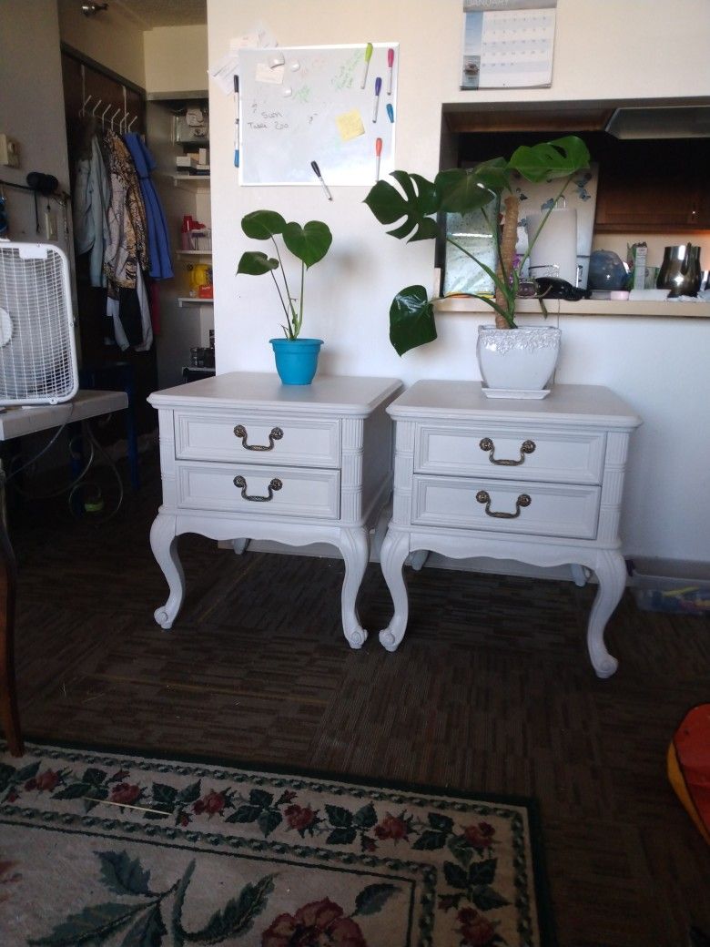 Very Large End Tables