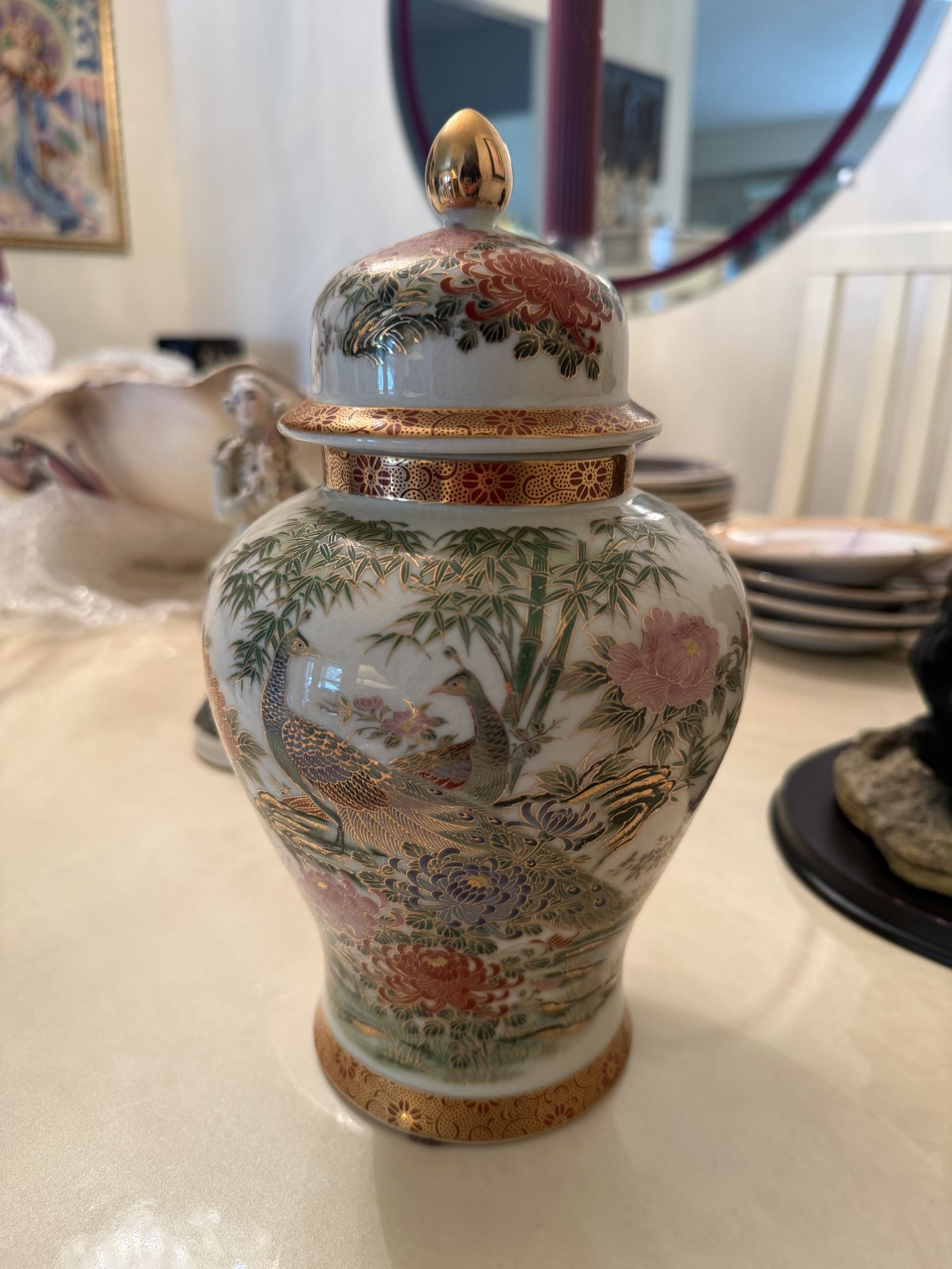 Vintage mid-century Toyo Kutani/Satsuma Hand Painted Floral Ginger Jar