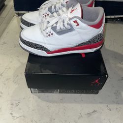 Jordan 3 Fire Red