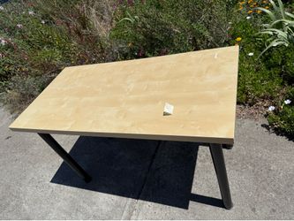 Table/desk/workbench
