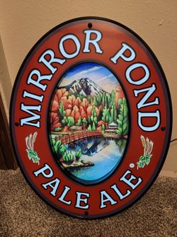 Lighted Beer Sign Wall Decor