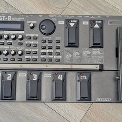 BOSS GT-8 Guitar Effects Processor Intact Like NEW!