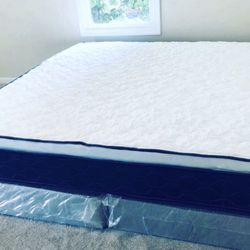 MATTRESS+BOX King Size Pillow Top MEDIUM FIRM 12”thick Comfort+Quality Brand New in plastic We Finance delivery available 