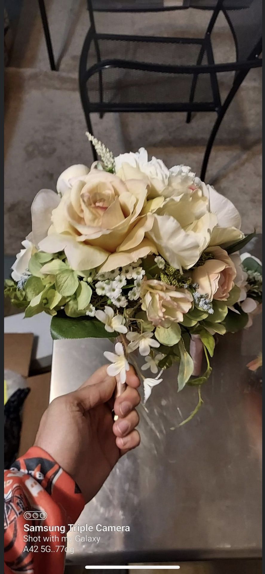 Wedding Items And Floral Decor