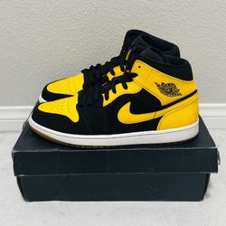 Jordan 1 Retro Mid ‘New Love’ 2017 Sz 11.5M