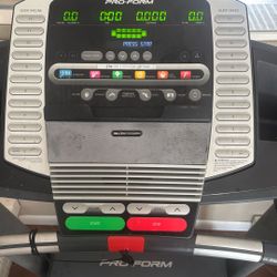 Perform  Power 795 Treadmill 