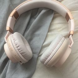 Headphones 