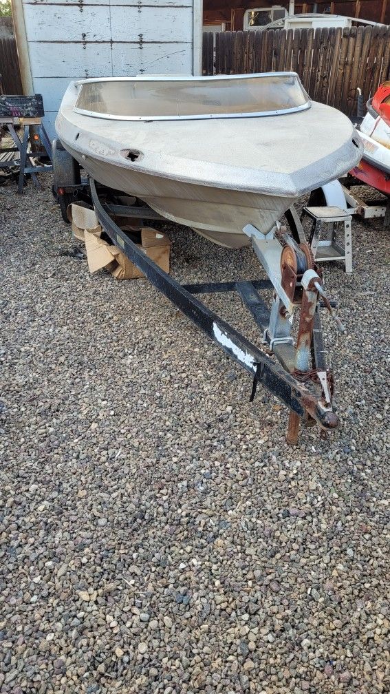 1974 16 Ft sidewinder boat