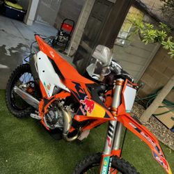 KTM 450 Factory Edition (2024 6.5hrs)